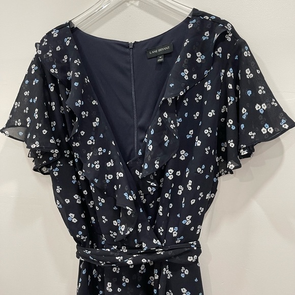 Lane Bryant Floral Navy Faux Wrap Dress Belted Ruffle Trim 26 - Picture 3 of 6